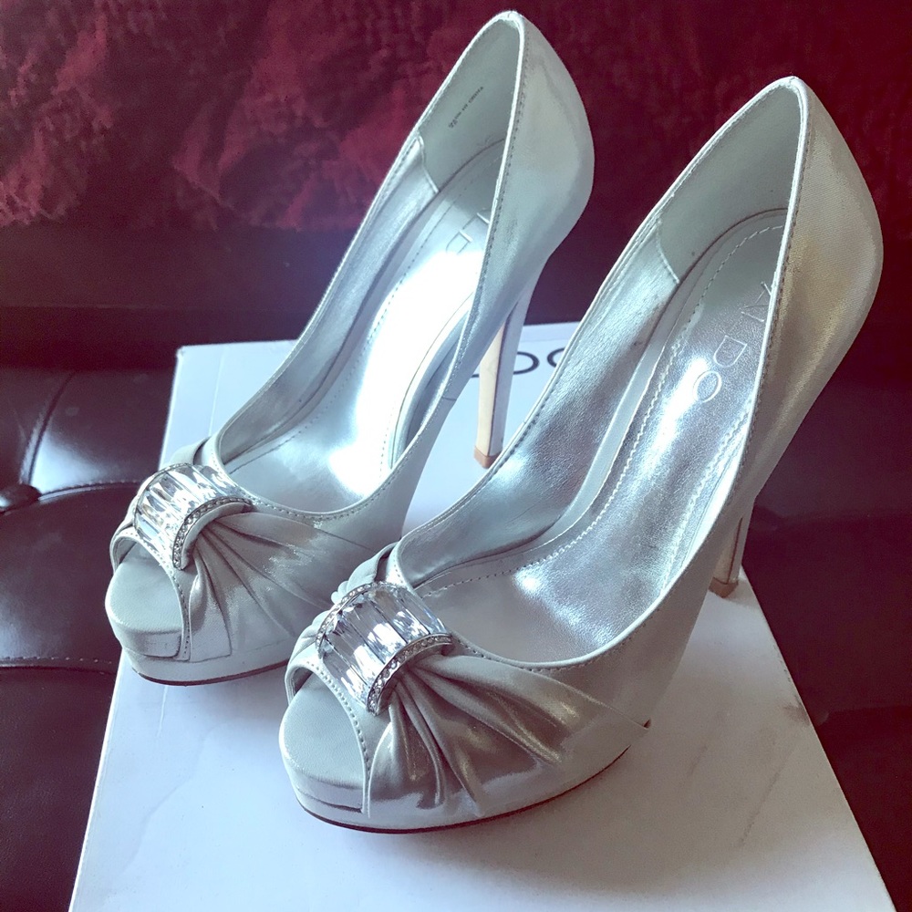 ALDO VENANCIO Platform Heels!